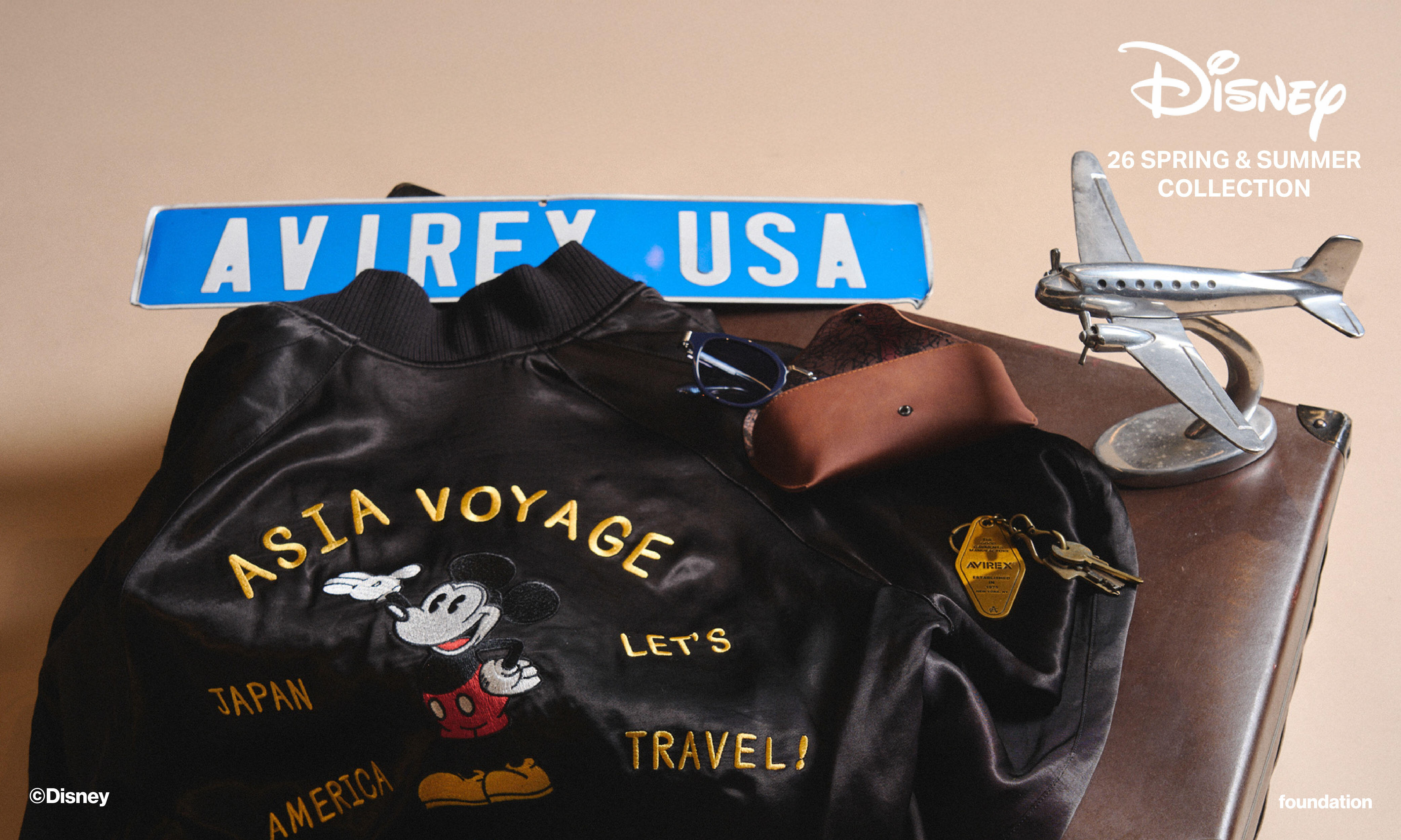 ストロベリーAVIREX A2 希少 バックプリント AVIREX '26 SPRING SUMMER DISNEY COLLECTION | AVIREX OFFICIAL SITE